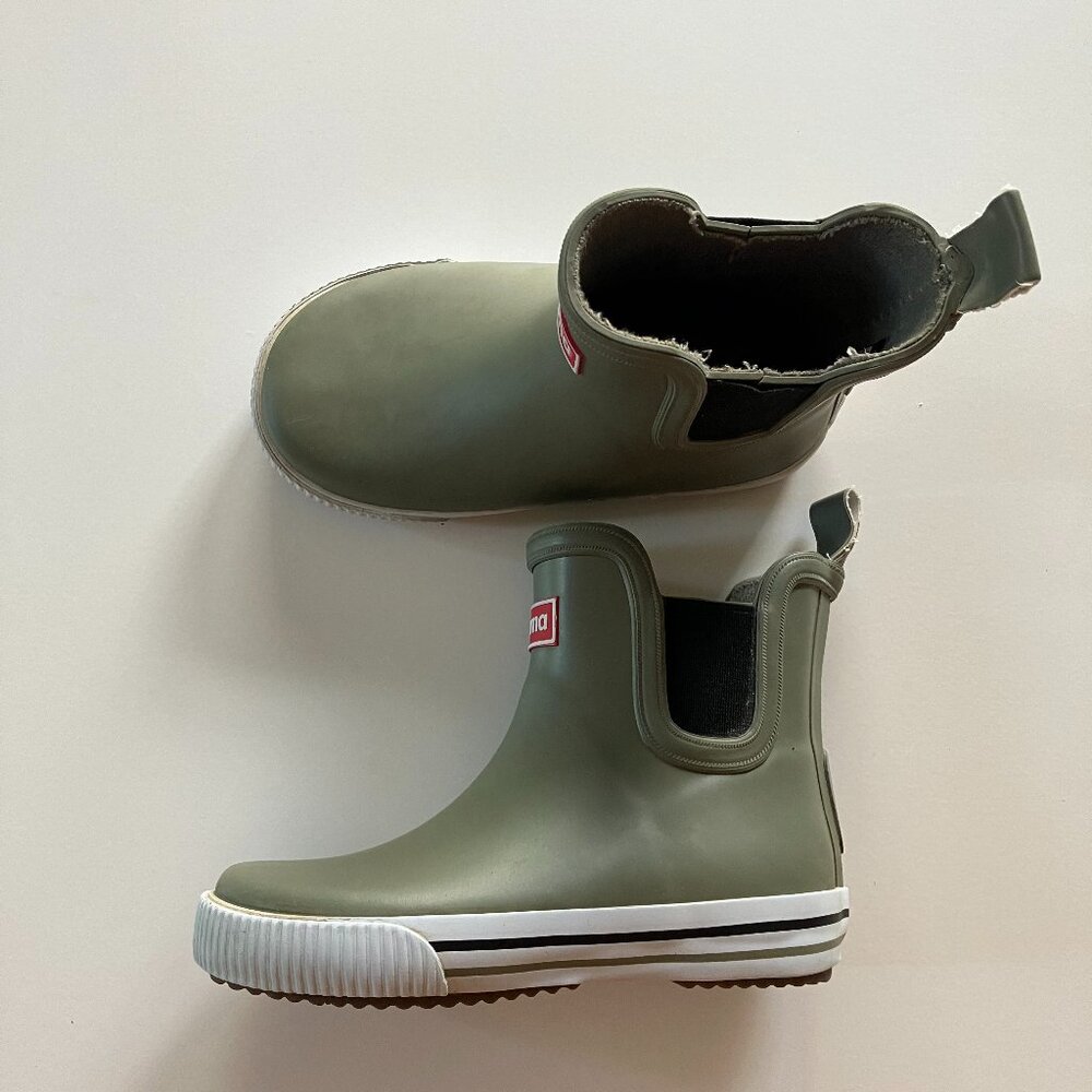 Reima Ankle Rain Boots, size 8.5/9T